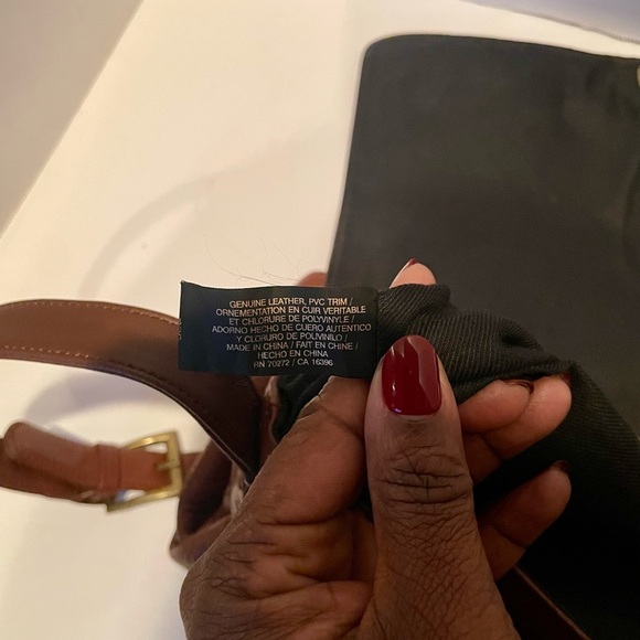 Liz Claiborne Brown Genuine Leather Shoulder/Crossbody Bag with Adjustable Strap - Picture 10 of 15